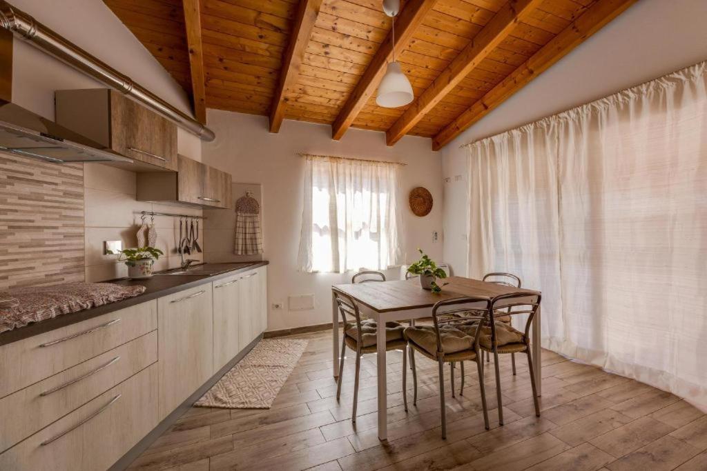 La Casa Delle Zie - Cabras Vila Exterior foto