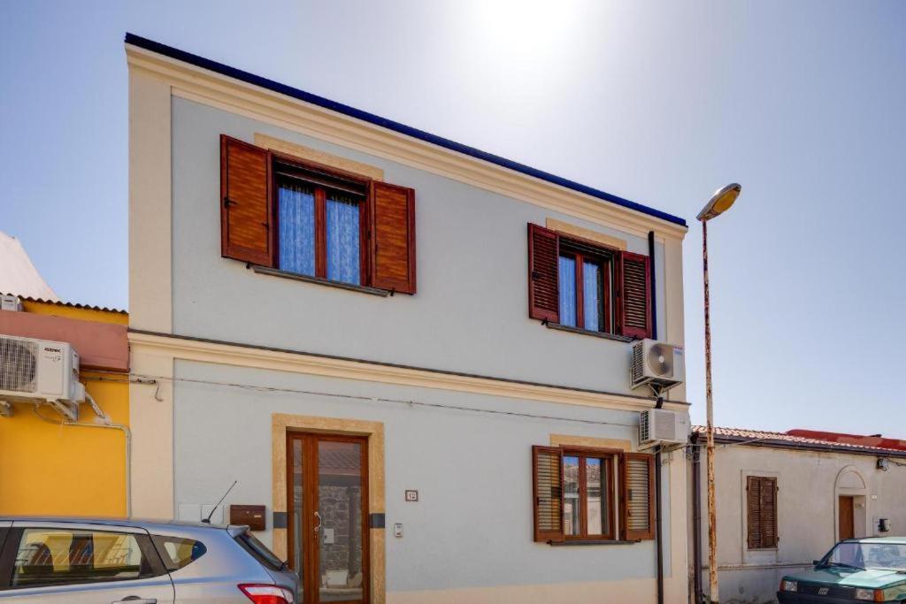 La Casa Delle Zie - Cabras Vila Exterior foto